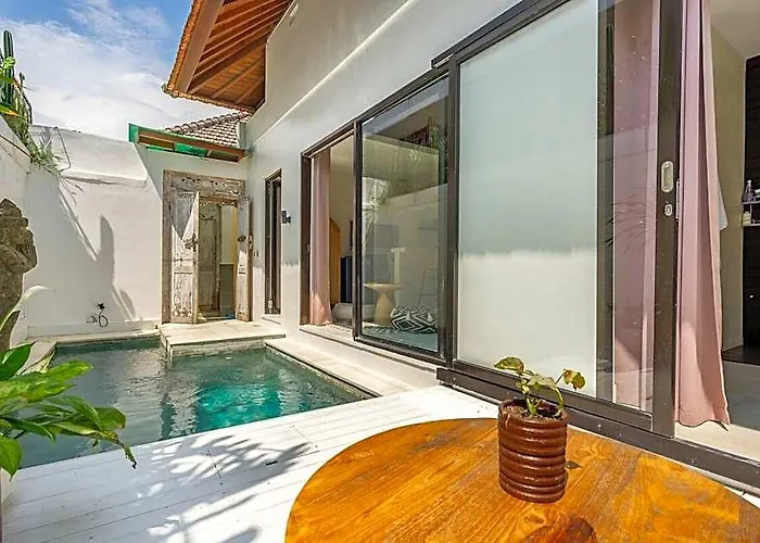 Cozy + Private Pool | Calm Area Of Canggu * Buduk